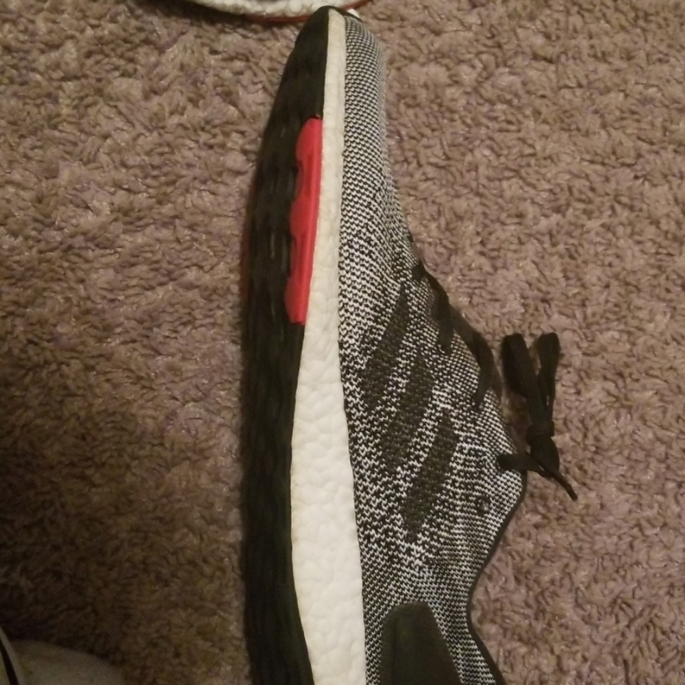 Adidas - Picture 2 of 3